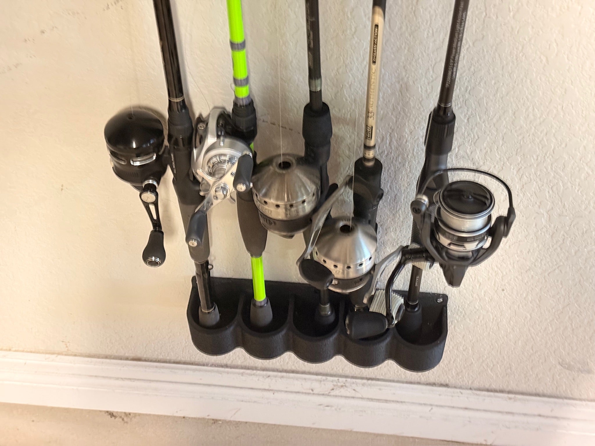 Fishing Rod & Pole Holder / Wall Mount